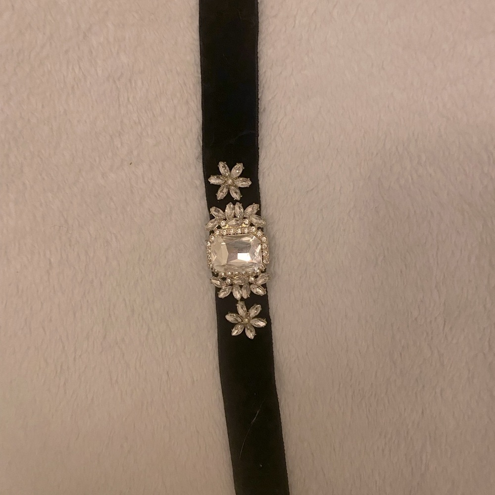 Diamond Flower Choker